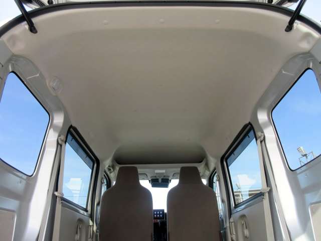 U00048355437_58_001.jpg