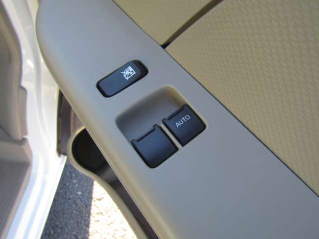 U00047504379_37_001.jpg