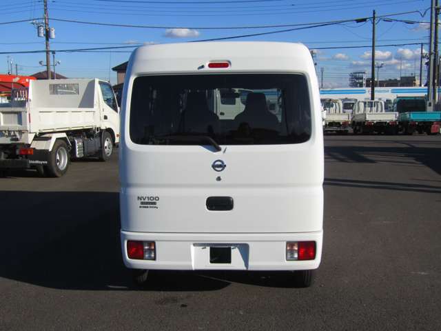 U00047504379_7_001.jpg