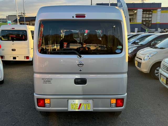 U00047964432_5_001.jpg