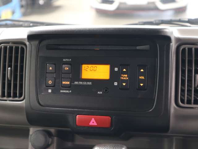 UZ0048153978_3_002.jpg