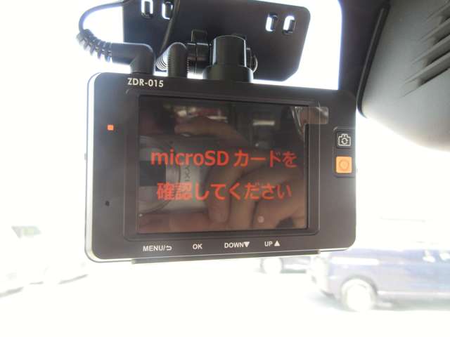 U00048527929_44_001.jpg