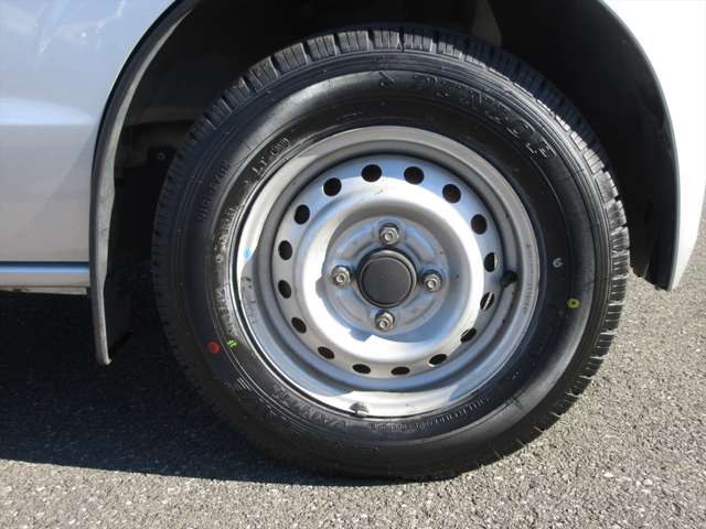 U00047889867_33_001.jpg