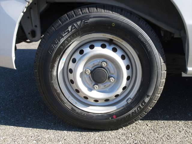 U00047889867_35_001.jpg
