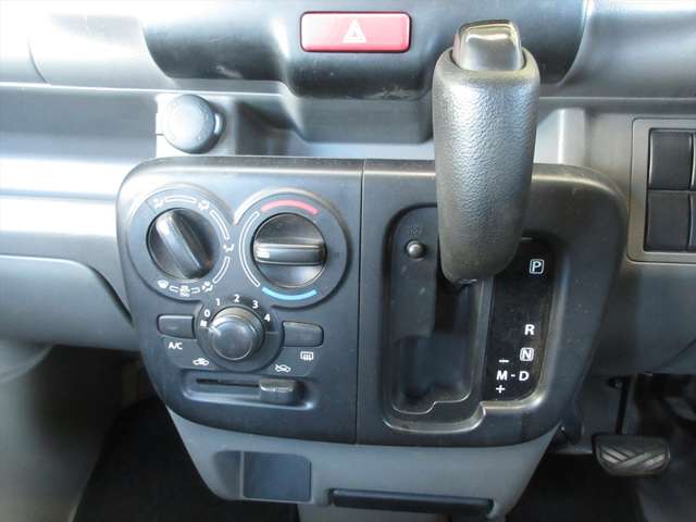 U00047889867_45_001.jpg