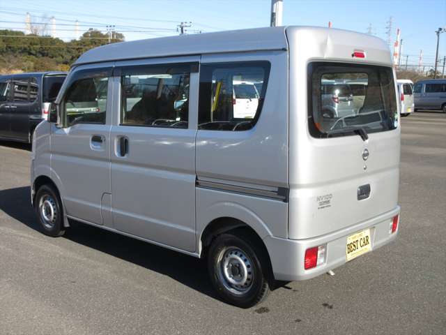 U00047889867_5_001.jpg