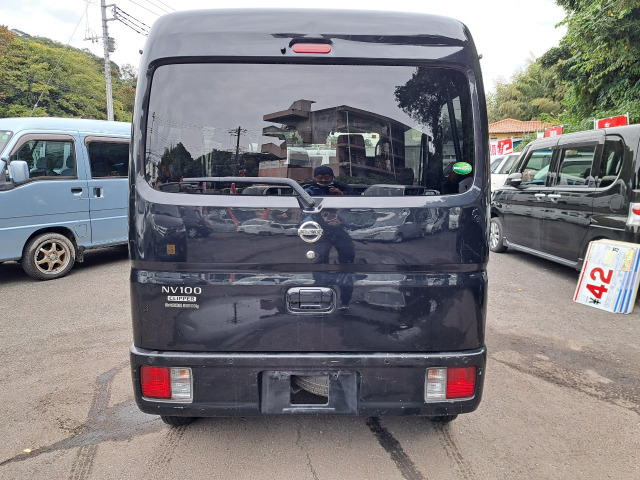 UZ0048052324_5_001.jpg