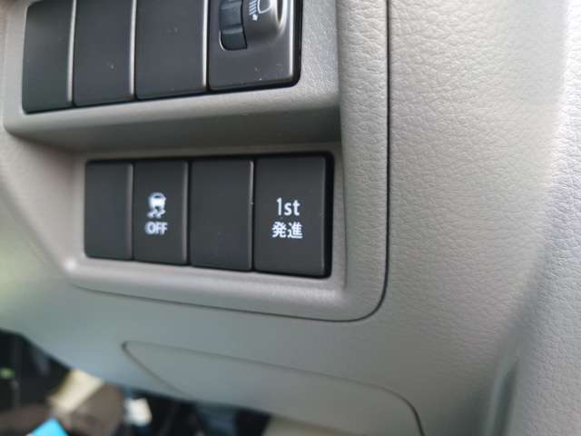 U00048400830_17_004.jpg