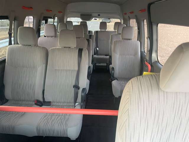 U00048249897_34_001.jpg