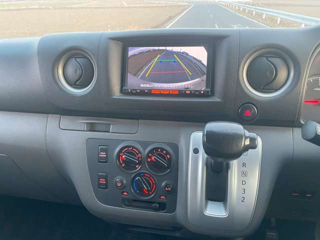U00048249897_43_001.jpg