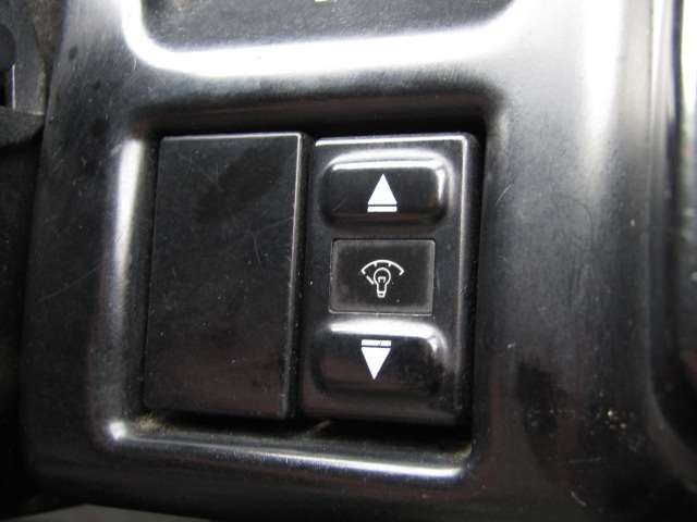 U00047882282_58_003.jpg