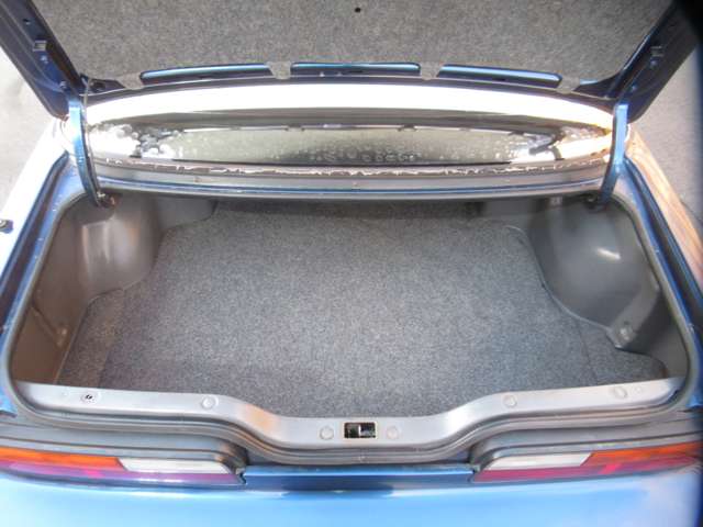 UJ0048192481_12_004.jpg