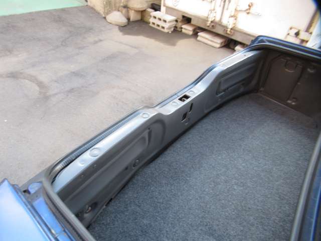 UJ0048192481_18_004.jpg