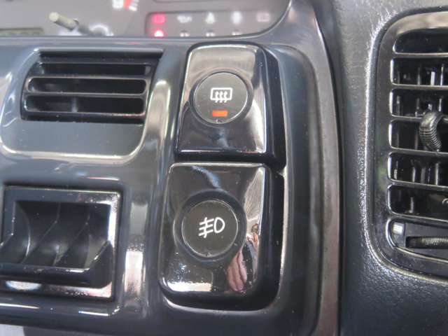 U00048633668_47_003.jpg