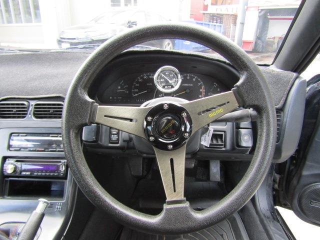 UJ0043529817_15_001.jpg