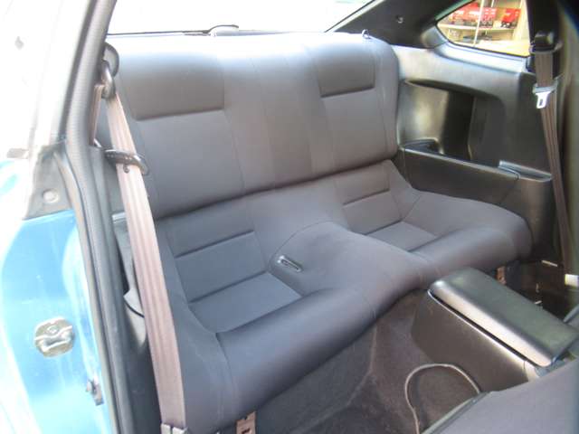 UJ0048378500_10_003.jpg