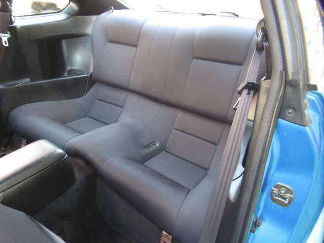 UJ0048378500_12_003.jpg