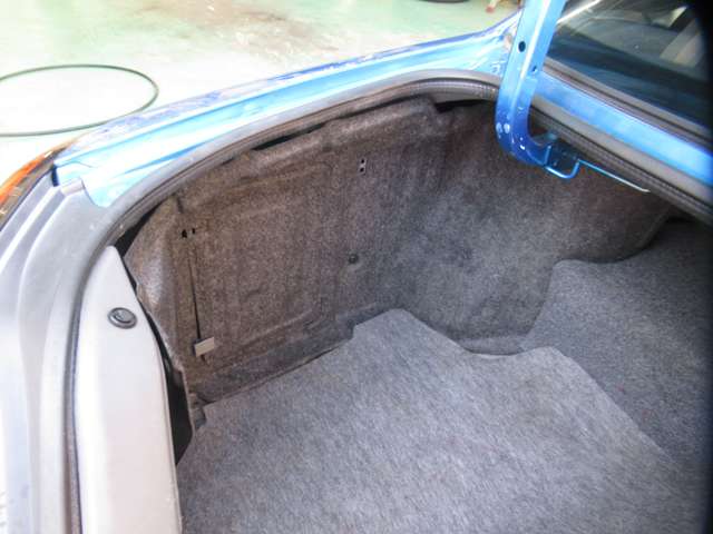 UJ0048378500_18_003.jpg
