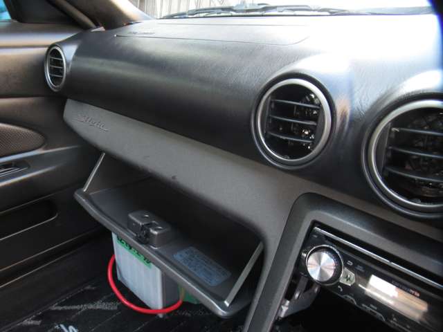 UJ0048378500_40_003.jpg