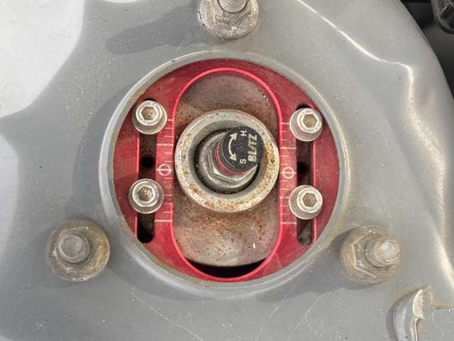 U00048354610_83_002.jpg