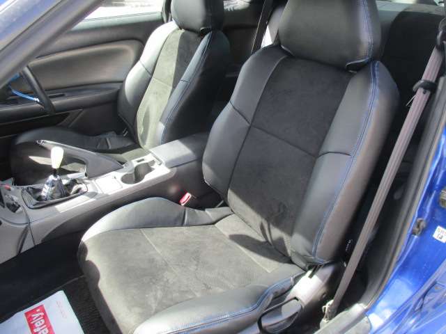 U00048513282_35_001.jpg