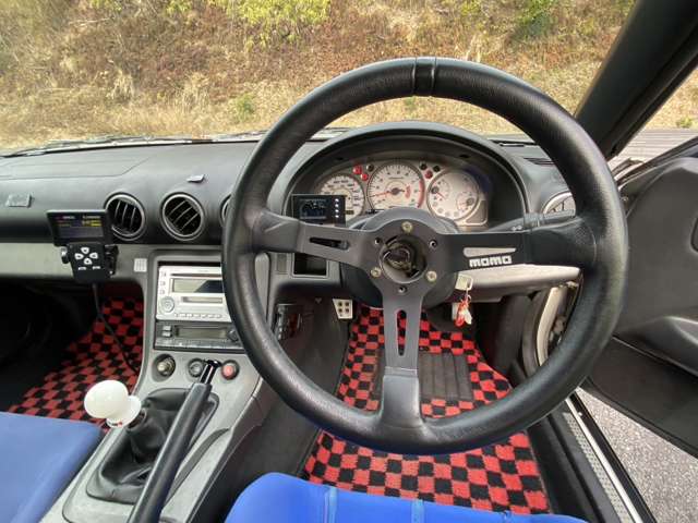 U00040739996_10_001.jpg