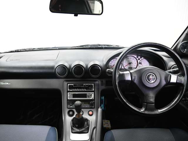 UJ0046683624_45_002.jpg