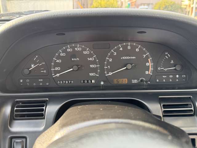 U00047726851_33_002.jpg