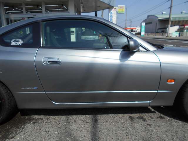 U00048577187_15_001.jpg