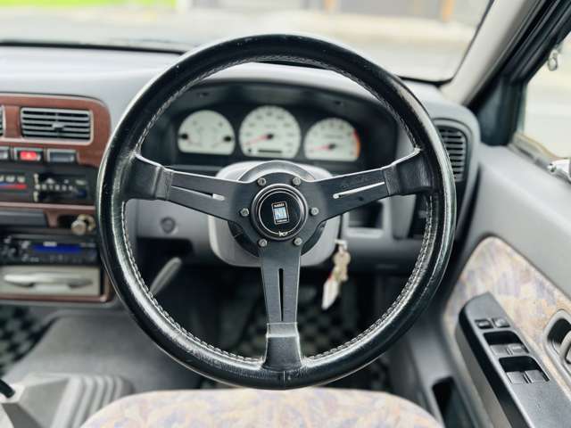 U00045974527_48_001.jpg
