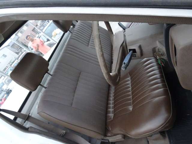 U00042457217_28_001.jpg