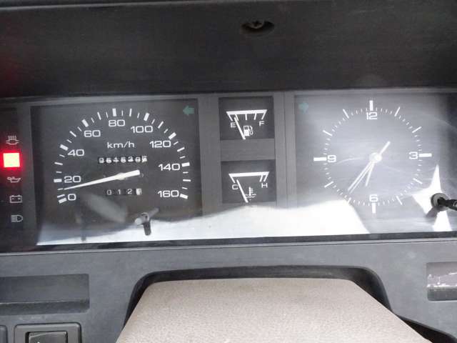 U00042457217_60_001.jpg