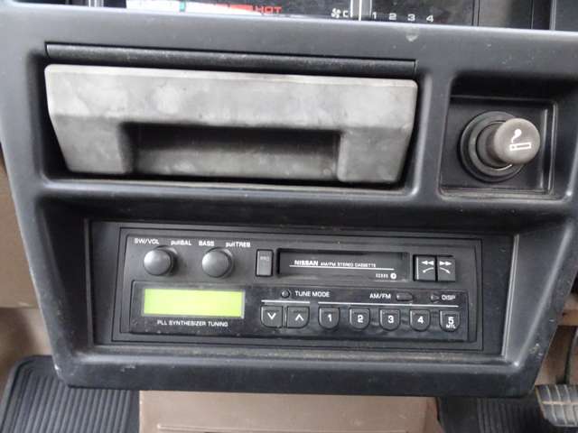 U00042457217_8_001.jpg