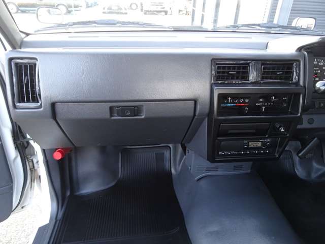 UJ0047171020_45_001.jpg