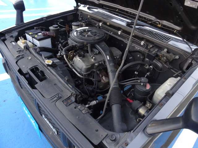 UJ0047119460_51_001.jpg