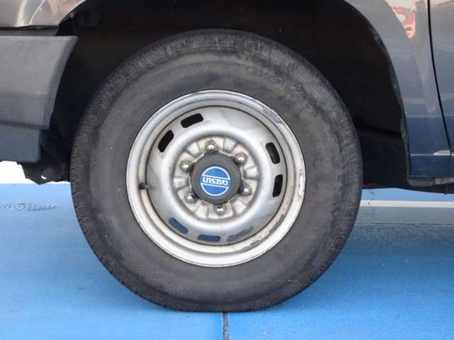 UJ0047119460_52_001.jpg
