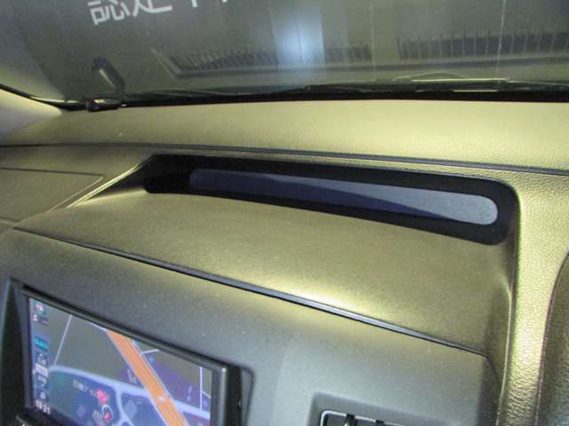 U00048052745_32_001.jpg