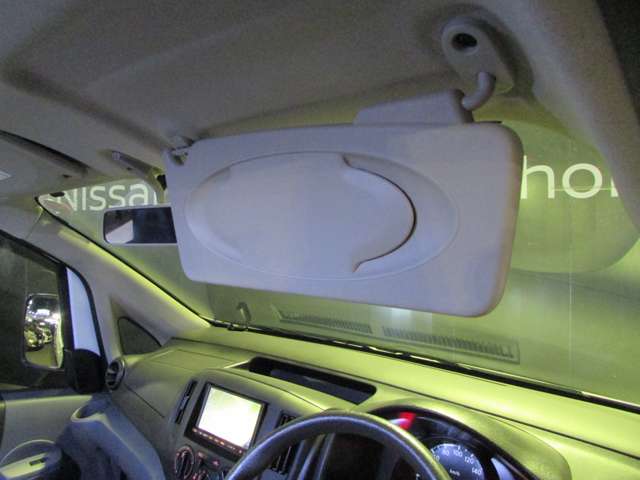 U00048052745_34_001.jpg