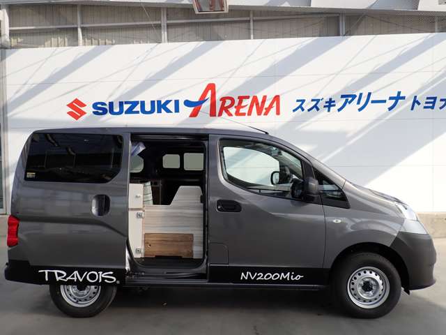 U00048553091_7_001.jpg
