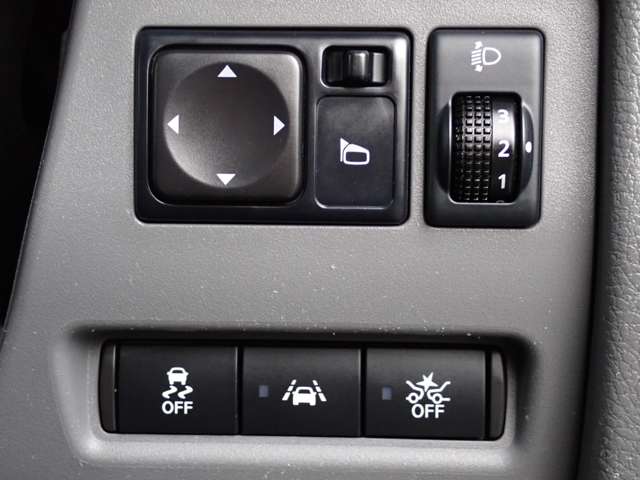 UJ0047028584_44_001.jpg