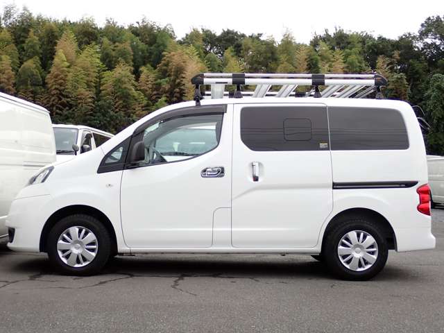 UJ0047028584_64_001.jpg