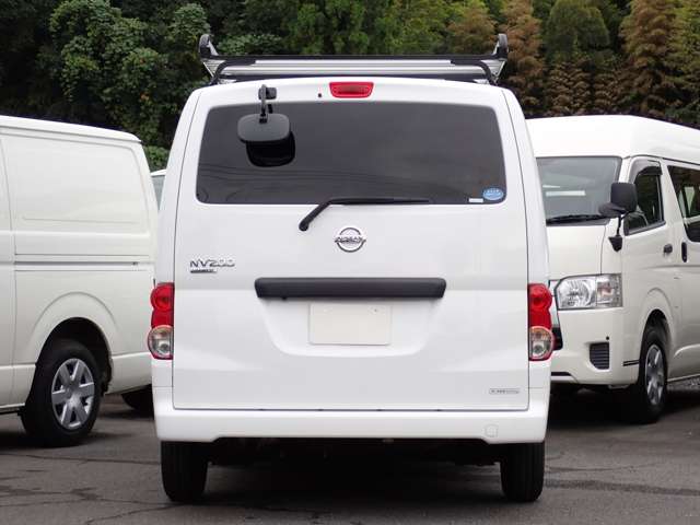UJ0047028584_74_001.jpg