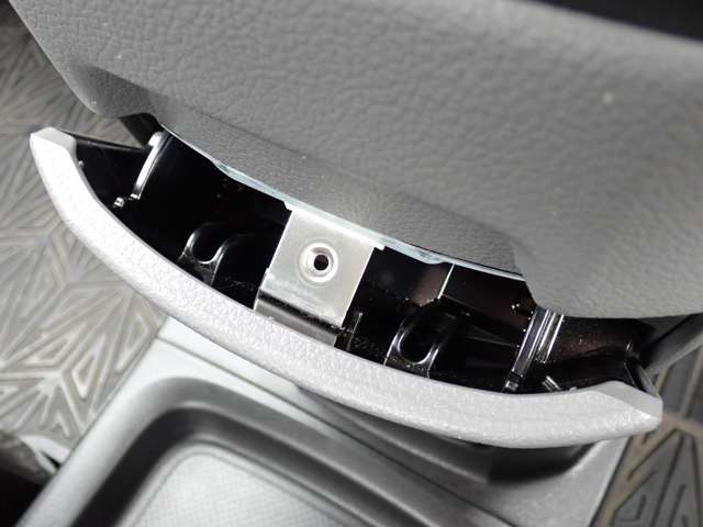 UJ0045803256_40_003.jpg