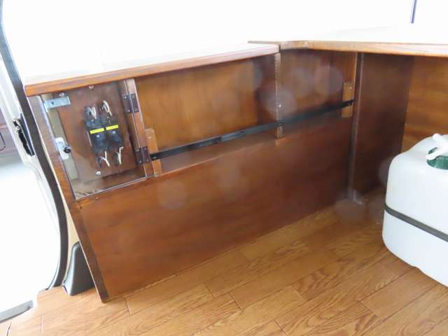 U00042774583_18_001.jpg