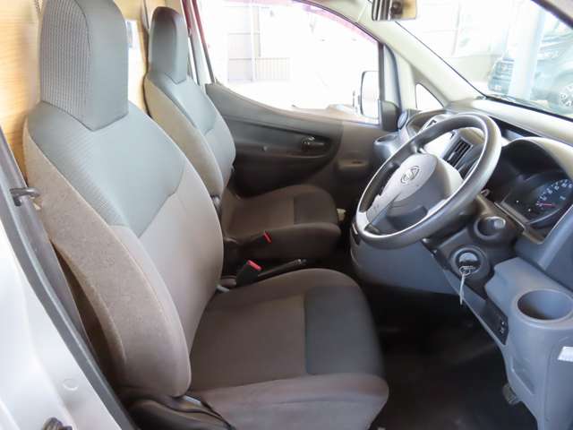 U00042774583_35_001.jpg