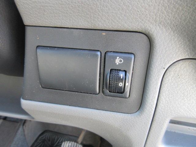 UJ0048601935_9_001.jpg