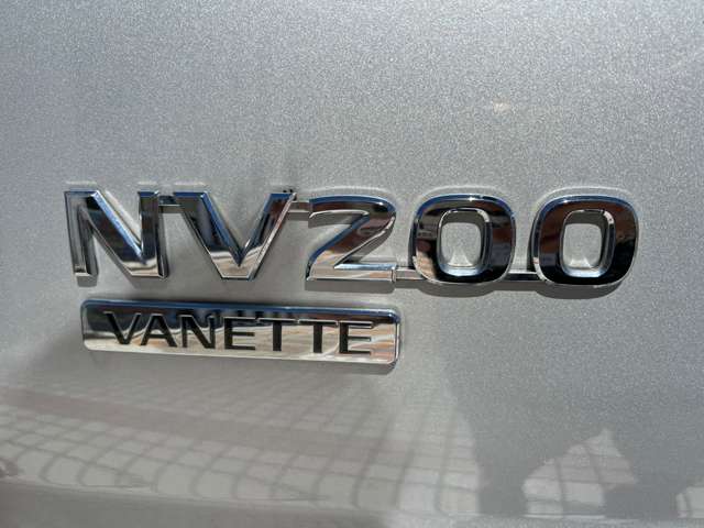 UJ0046344514_48_001.jpg
