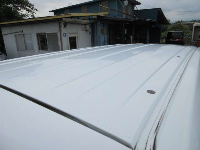 UJ0046651435_28_001.jpg