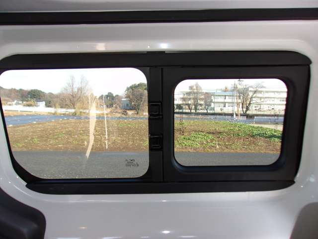 U00047728737_41_001.jpg