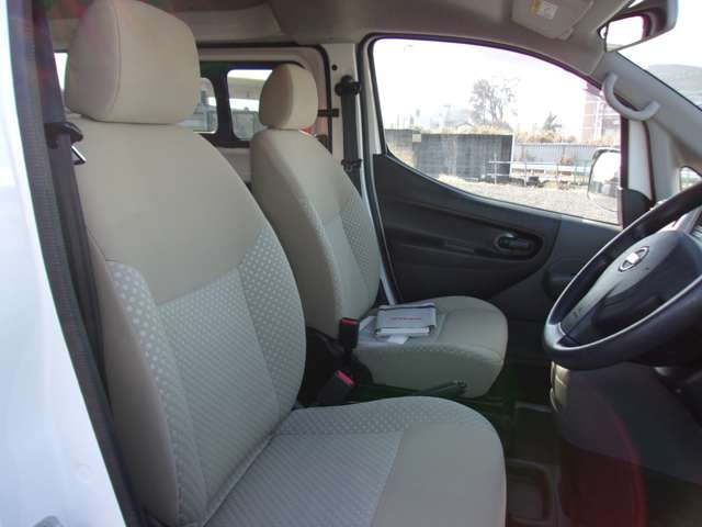 U00047728737_47_001.jpg